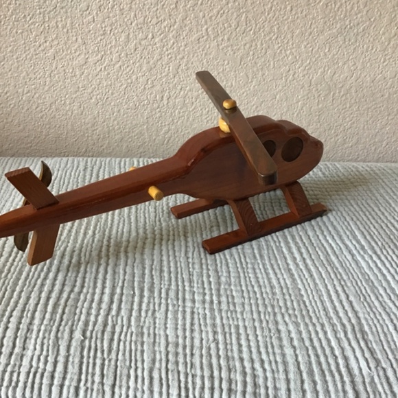 Handmade wooden helicopter - Picture 5 of 6